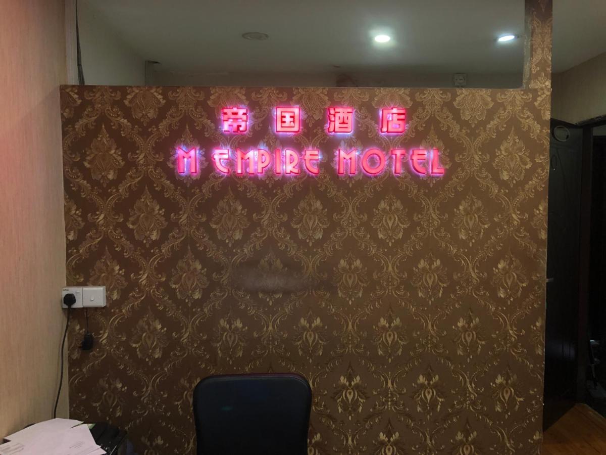 Super Oyo 90668 Joy Inn Miri Kültér fotó