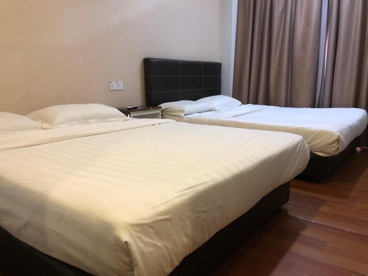 Super Oyo 90668 Joy Inn Miri Kültér fotó