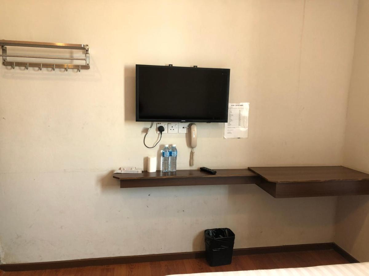 Super Oyo 90668 Joy Inn Miri Kültér fotó