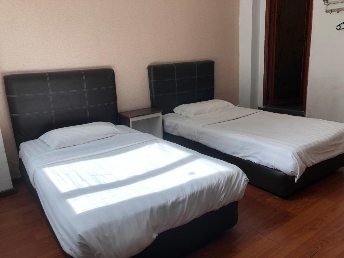 Super Oyo 90668 Joy Inn Miri Kültér fotó