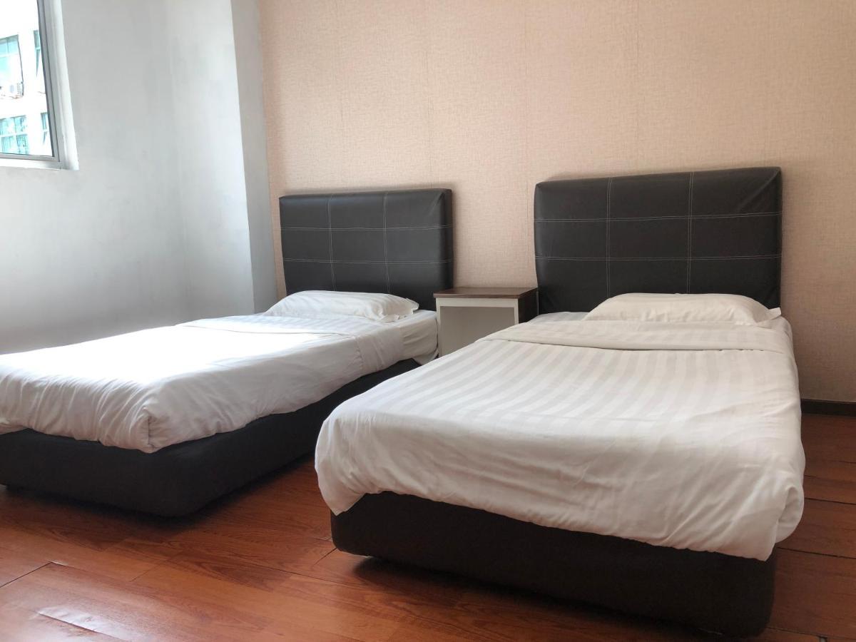 Super Oyo 90668 Joy Inn Miri Kültér fotó